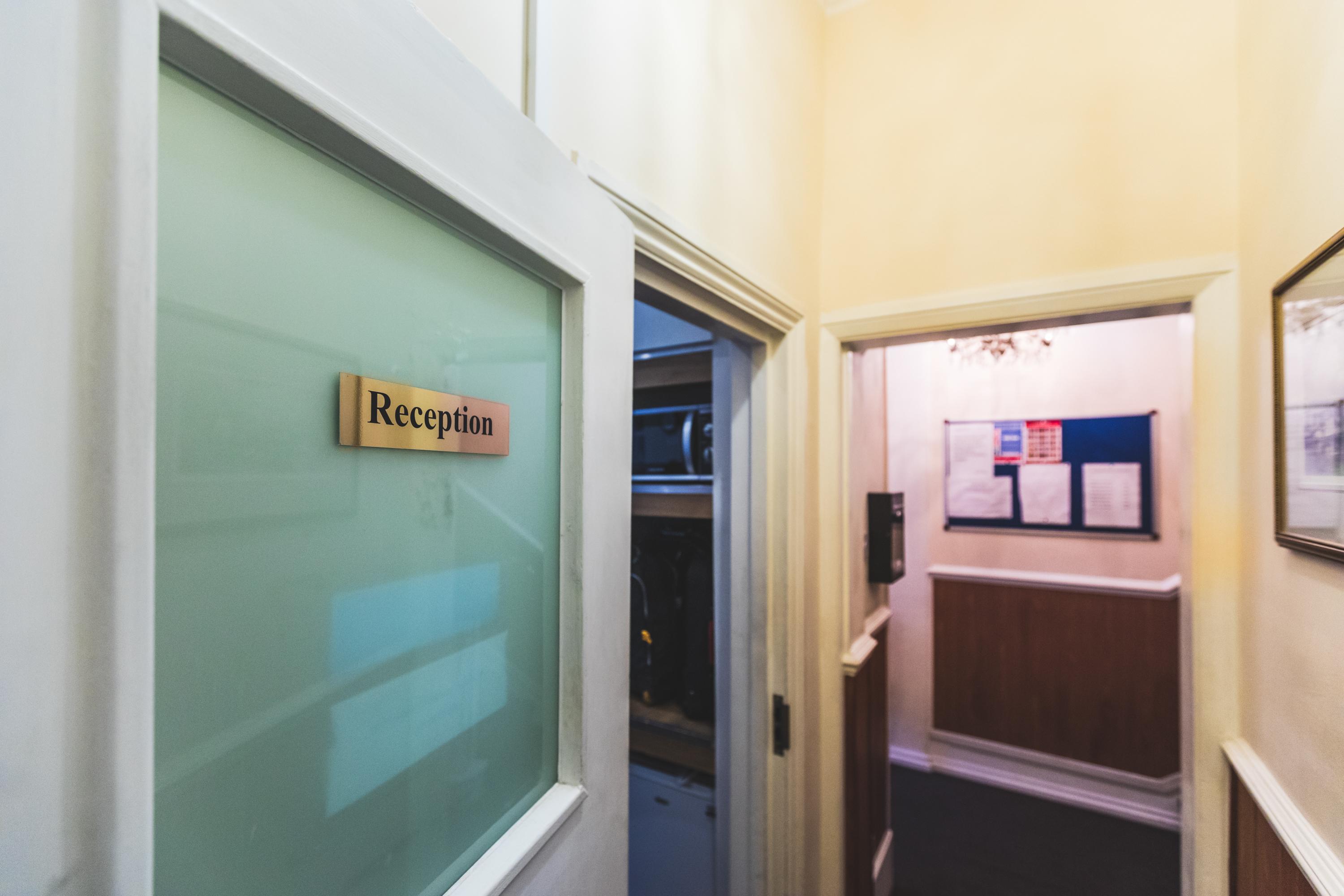 לונדון Belgravia Rooms Hotel מראה חיצוני תמונה